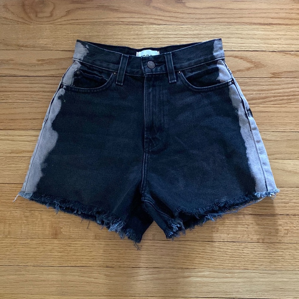 BDG acid wash black A-line short